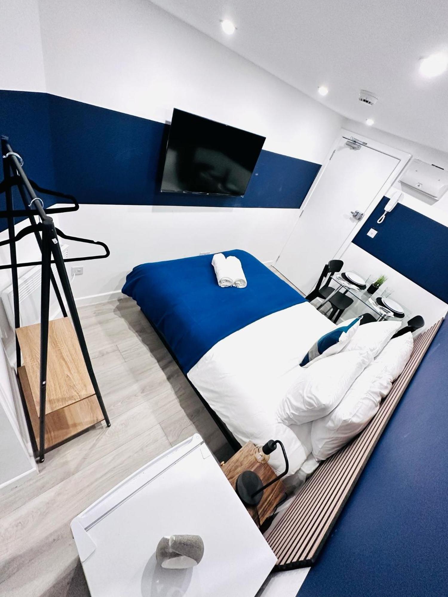 High Standard Central Studios Perfect For Tourists! Londen Buitenkant foto